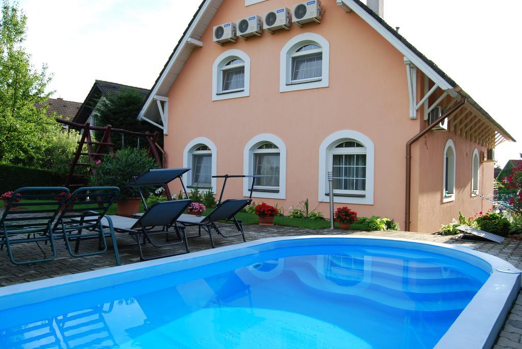 Barackvirag Vendeghaz Hotel Tihany Exterior photo